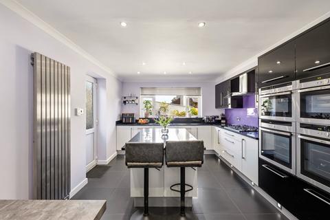 4 bedroom detached house for sale, Pastoral Way, Swansea SA2