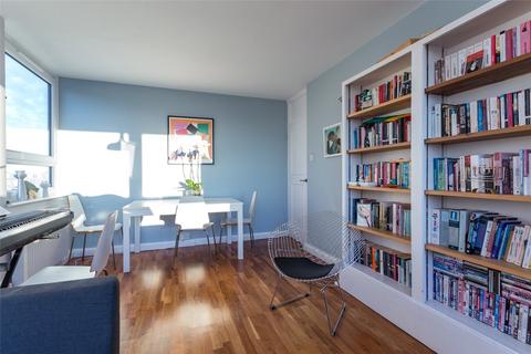 2 bedroom apartment for sale, Roman Road, London