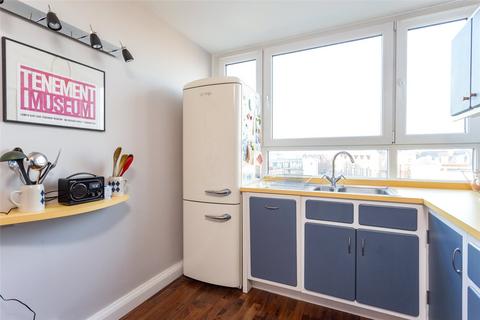 2 bedroom apartment for sale, Roman Road, London