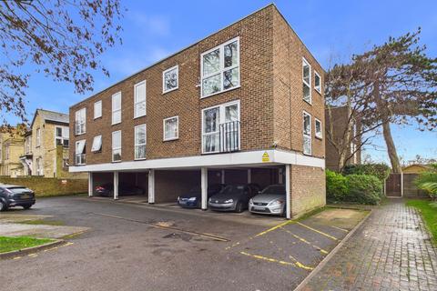 Uxbridge Road, Hampton Hill
