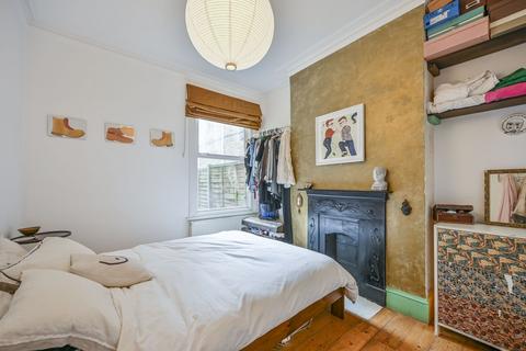 1 bedroom flat for sale, Woodside Gardens,, Tottenham, London, N17