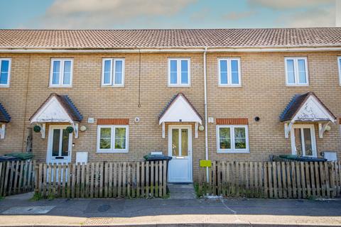 Terraced house - Poplar Avenue, Peterborough, PE1