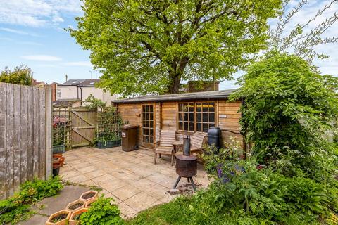 3 bedroom detached house for sale, Clay Lake, Spalding