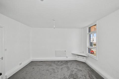 1 bedroom apartment to rent, Regent Street, Leamington Spa