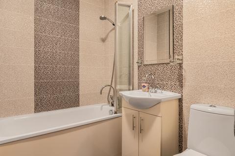 2 bedroom ground floor flat for sale, Windmill Hill, Enfield EN2
