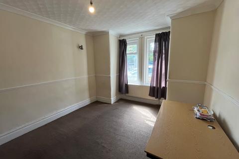 3 bedroom house to rent, Livingstone Road, Southampton, SO14