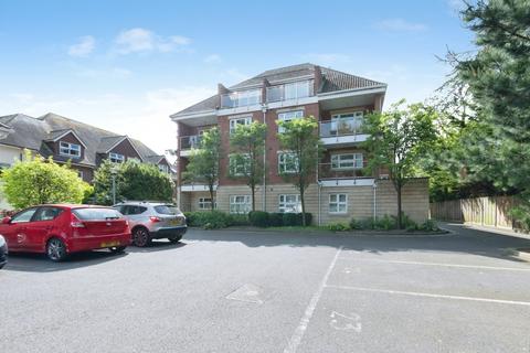 3 bedroom flat for sale, Christchurch Road, Bournemouth, Dorset, BH1