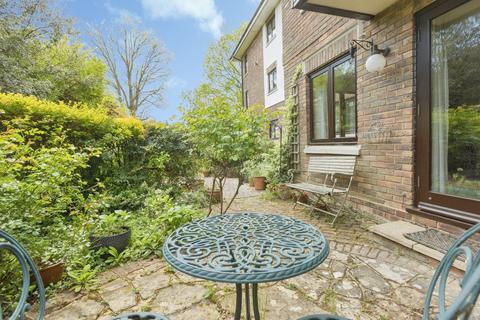 2 bedroom flat for sale, Kingswood Road, Tunbridge Wells, Kent, TN2