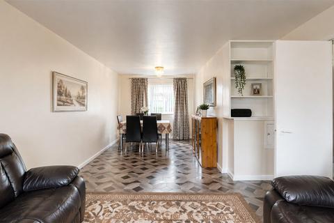2 bedroom terraced house to rent, Hulme M15