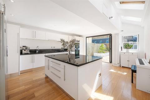 Stephendale Road, Fulham, London, SW6