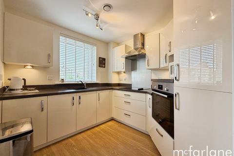 2 bedroom flat for sale, Lowry Way, Swindon SN3