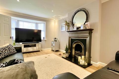 4 bedroom semi-detached house for sale, Warren House Walk, Walmley, Sutton Coldfield