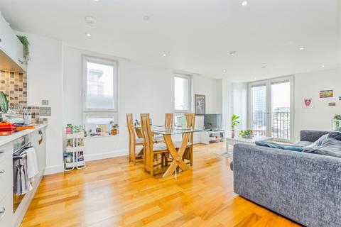 2 bedroom apartment for sale, The Hayes, Cardiff