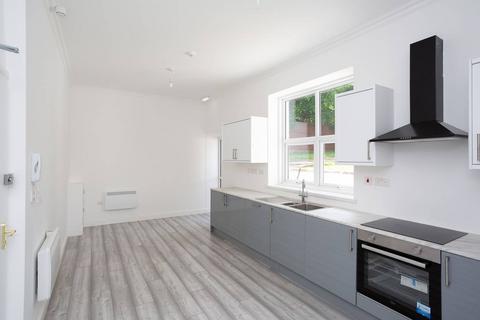 1 bedroom flat to rent, Sparrows Herne, Watford, Bushey, WD23