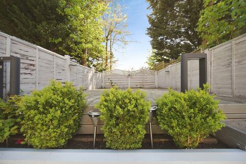 3 bedroom townhouse for sale, Watling Gardens, Dunstable
