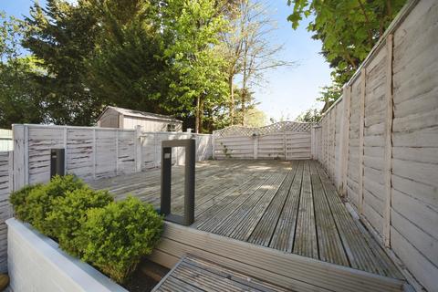 3 bedroom townhouse for sale, Watling Gardens, Dunstable