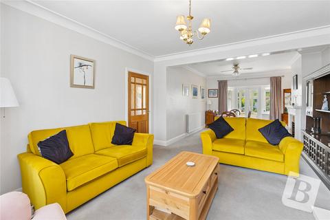 3 bedroom semi-detached house for sale, Fairway, Bexleyheath, DA6