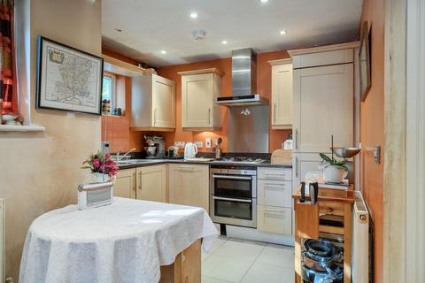 2 bedroom flat for sale, St. Cross Road, Argyll Court, SO23