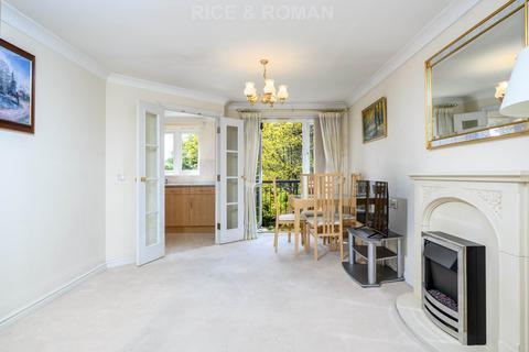 1 bedroom retirement property for sale, Station Road, Addlestone KT15