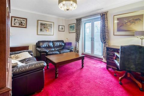 3 bedroom apartment for sale, Rosebay Court, Darlington