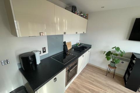 Studio for sale, St Pauls Place, 40 St Pauls Square, Birmingham, B31FQ