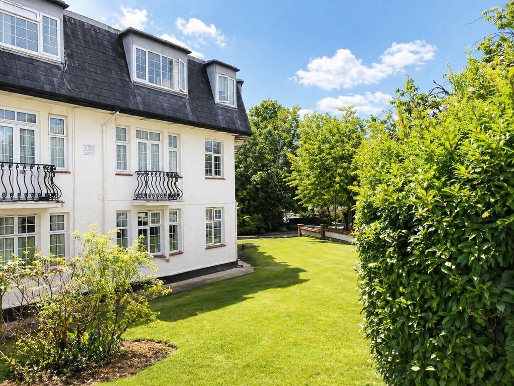 House exterior, garden