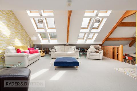 2 bedroom apartment for sale, Mill Street, Uppermill, Saddleworth, OL3