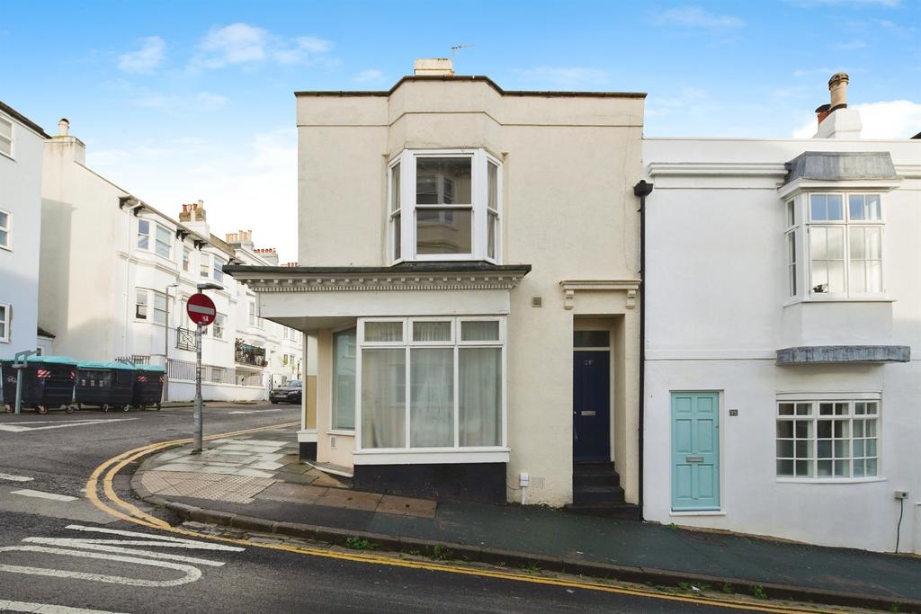 Guildford Road Brighton 2 Bed Apartment For Sale 290 000 guildford-road-brighton-2-bed-apartment-for-sale-290-000