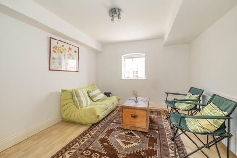 1 bedroom flat for sale, The Maltings, Roper Road, Canterbury, Kent, CT2