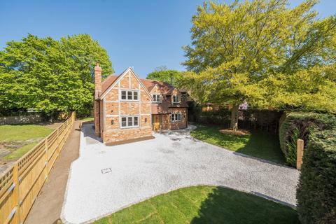 undefined, Perry Hill, Worplesdon, Guildford, Surrey, GU3