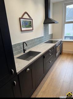 1 bedroom apartment to rent, Lucius Street, Torquay, Devon, TQ2