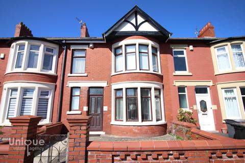 Terraced house - Cornwall Avenue,  Blackpool, FY2