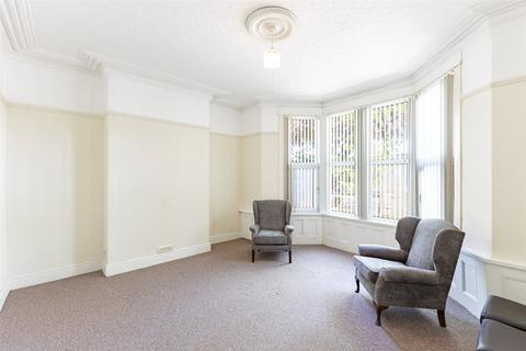 4 bedroom terraced house for sale, Marlborough Road, Roath, Cardiff, CF23