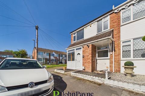 3 bedroom semi-detached house to rent, The Glade, Tile Hill, Coventry, CV5