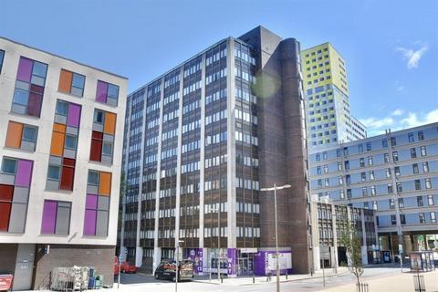 1 bedroom flat to rent, Isambard Brunel Road, Hampshire PO1