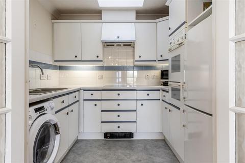 1 bedroom retirement property for sale, Queen Street, Arundel