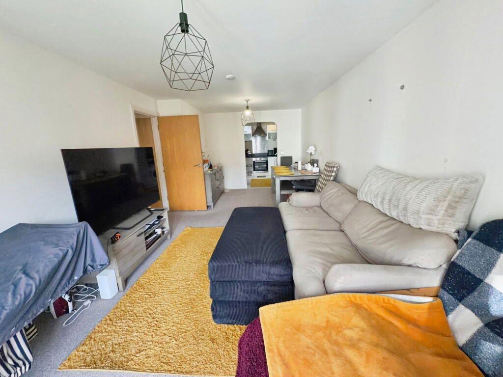 Apartment in Southampton, Eastern Docks, St Mary's - View 4