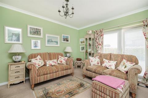 3 bedroom semi-detached bungalow for sale, Acomb Avenue, Seaton Delaval, NE25