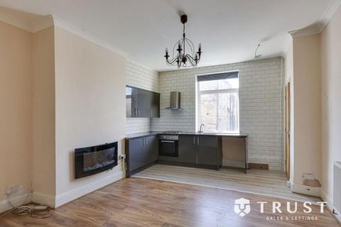 2 bedroom terraced house for sale, Commercial Street, Heckmondwike, West Yorkshire, WF16 9JN