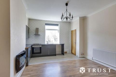 2 bedroom terraced house for sale, Commercial Street, Heckmondwike, West Yorkshire, WF16 9JN