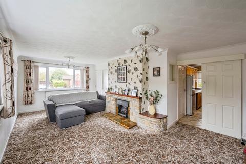 3 bedroom detached bungalow for sale, Glendale Road, Sprotbrough, Doncaster