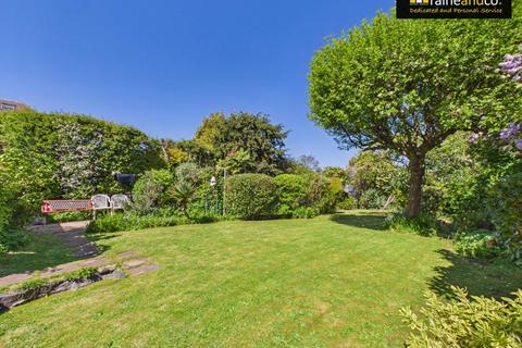 4 bedroom detached house for sale, Southgate Road, Potters Bar