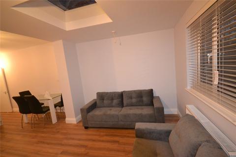 3 bedroom apartment to rent, Olive Road, London, NW2