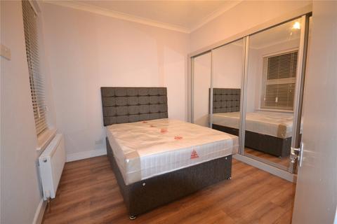 3 bedroom apartment to rent, Olive Road, London, NW2