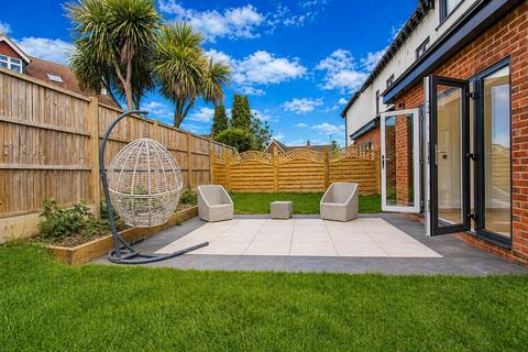4 bedroom semi-detached house for sale, Upland Road, Sutton SM2