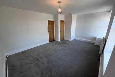 2 bedroom maisonette to rent, 23B Mill Street Gowerton Swansea