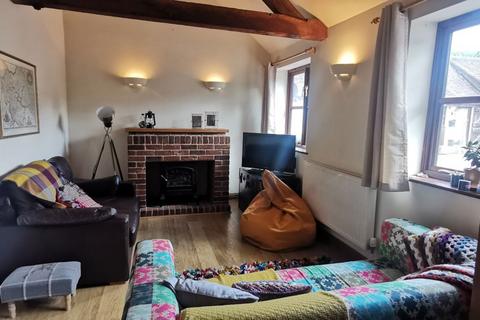 2 bedroom barn conversion to rent, Kington, Herefordshire