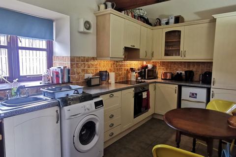 2 bedroom barn conversion to rent, Kington, Herefordshire