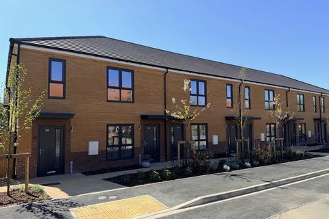 undefined, Sturdee Grove, York