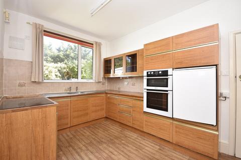 4 bedroom detached bungalow for sale, Foreland Avenue, Margate